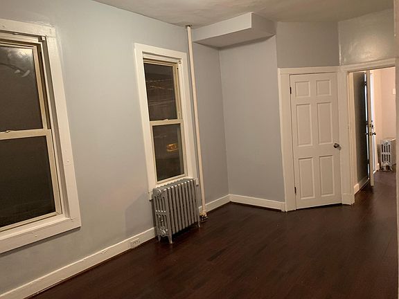 2nd image of 587 S 19th St Floor 1