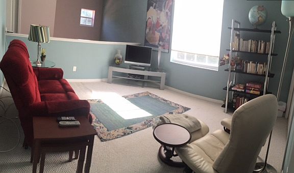 Den w/ LazyBoy & Stressless 