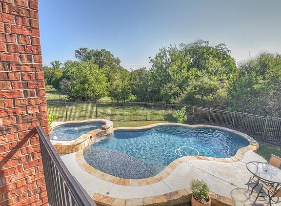 4th image of 9513 Lisi Anne Dr