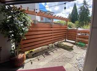 10501 8th Ave NE APT 114, Seattle, WA 98125