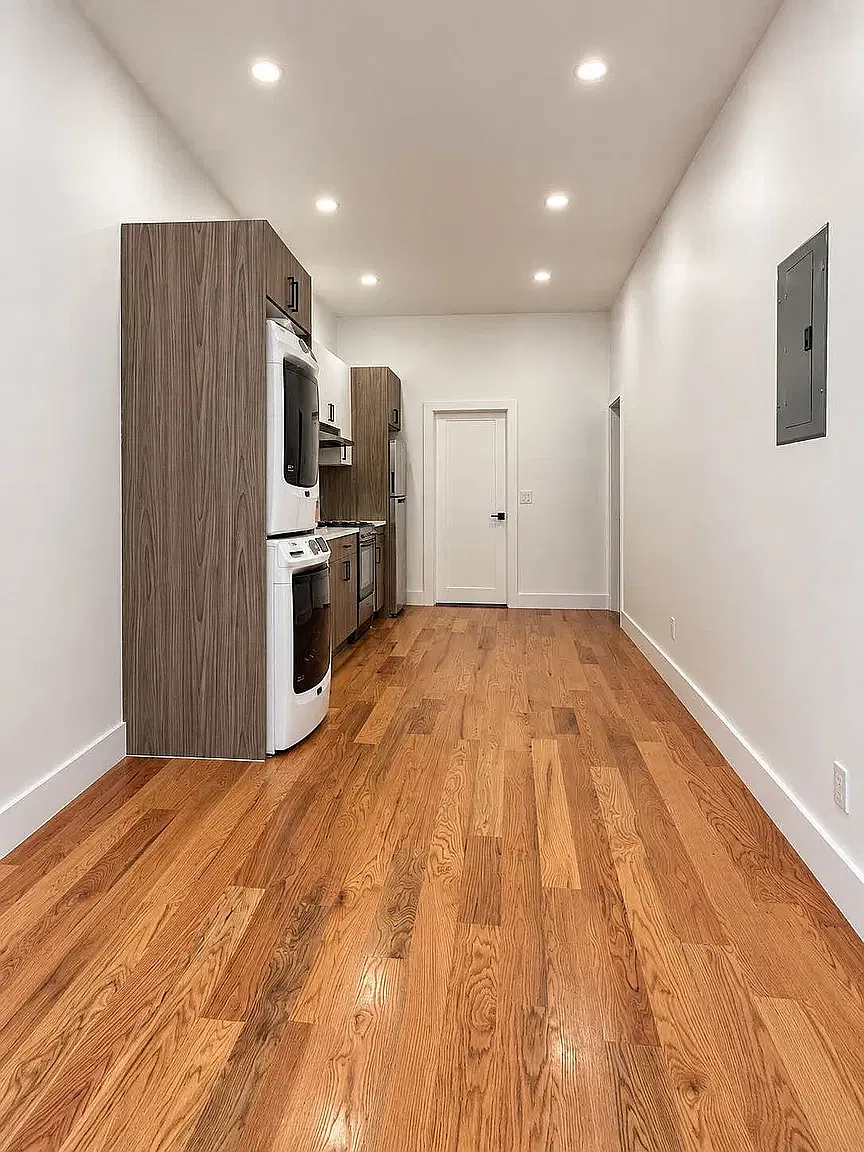 331 East 116th Street — Photo 2