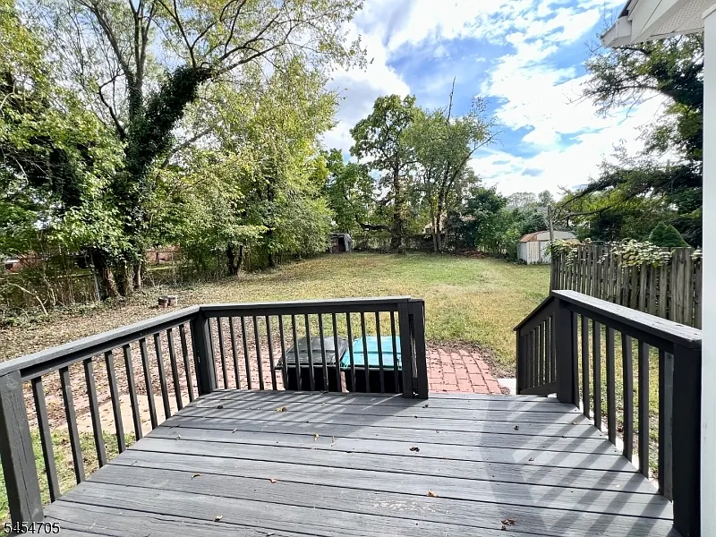 3 bed, 1.5 bath, $3,200 — Photo 2