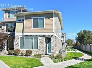 9752 S Agora Ln, South Jordan, UT 84095