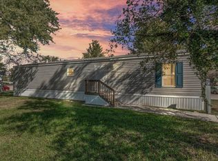 149 SE Willow Way, Topeka, KS 66609