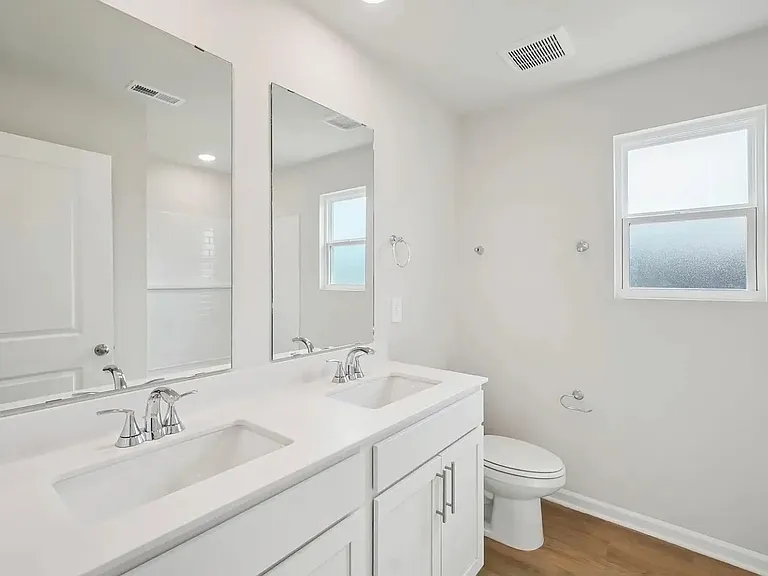Red River Dr — Photo 1