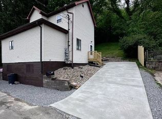 224 N 5th St #1, West Newton, PA 15089