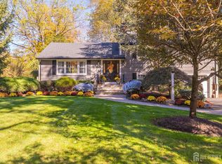 374 S Maple Ave, Basking Ridge, NJ 07920