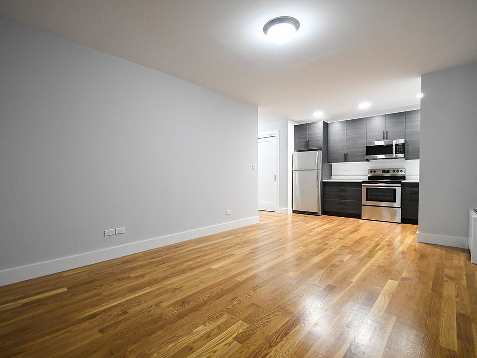 1st image of 939 Woodycrest Ave #220