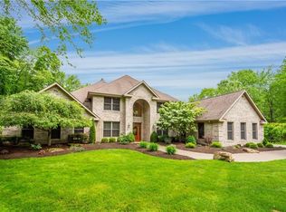 3655 Sandy Hill Rd, Gibsonia, PA 15044