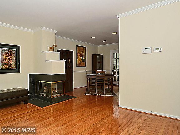 5th image of 345 Pickett St