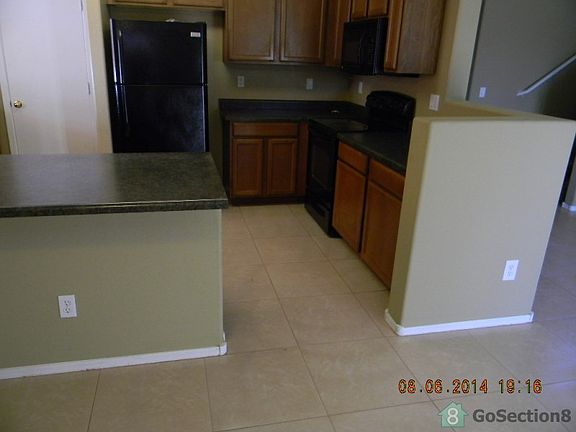 3rd image of 4628 N 110th Ave