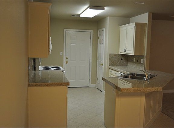 5th image of 150 Hamshire Ln