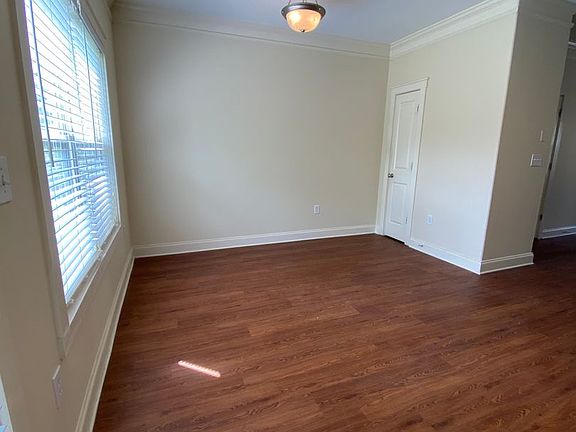 5th image of 1929 Bluff Rd Unit 130