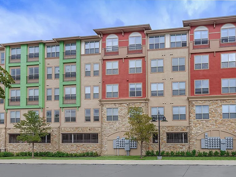The Belleview — Photo 10
