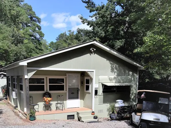 86 Looking Glass Trl, Bracey, VA 23919