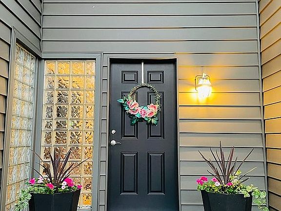 4th image of 50 Foxboro Dr