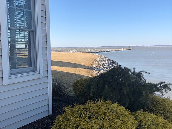 5th image of 436 Bay Breeze Dr #B