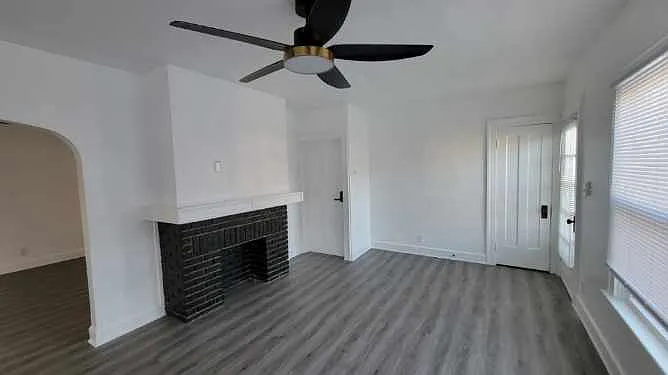2 bed, 850 sqft, $1,350 — Photo 3