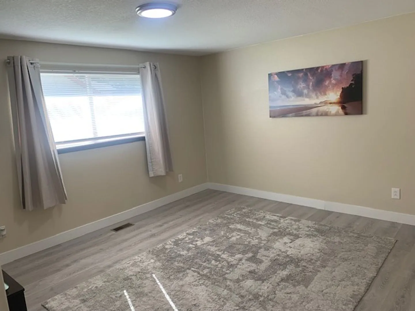 169 W. Cedar Street — Photo 2