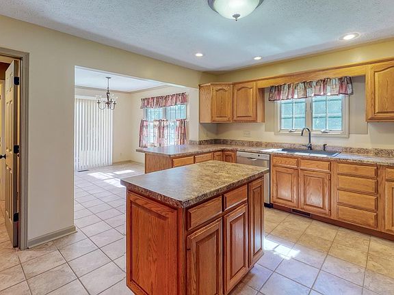 5th image of 5350 N Shadow Wood Dr