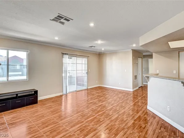 8600 W Charleston Blvd APT 2067, Las Vegas, NV 89117