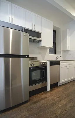 Rented by Bold New York | media 14