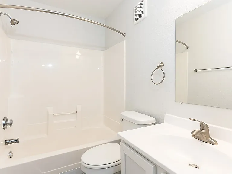 3833 Hoosier Woods Ct — Photo 27