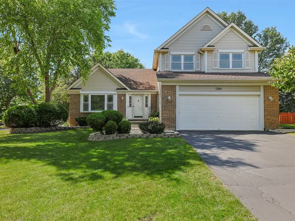 1384 Northgate Dr, Bartlett, IL 60103