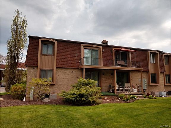 2nd image of 135 Charter Oaks Dr APT 3