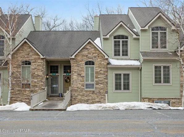 46 Mountainwoods Dr, Lake Harmony, PA 18624