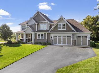 8055 Covered Bridge Rd, Prior Lake, MN 55372