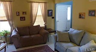 4th image of 1641 Fox Hollow Ln