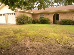 707 Park Terrace Dr, White Hall, AR 71602