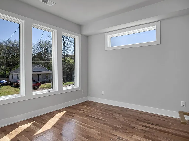 1936 Britt Pl — Photo 13