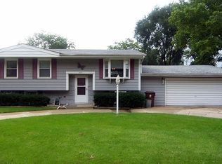 3417 W 78th Ave, Merrillville, IN 46410