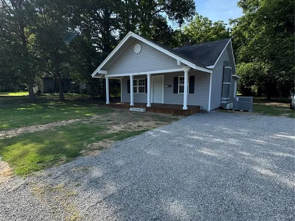 102 W Clipper St, Kennett, MO 63857