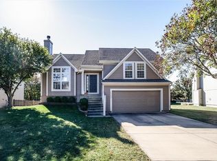16243 W 157th Ter, Olathe, KS 66062