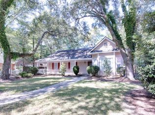 518 3rd St, Fairhope, AL 36532