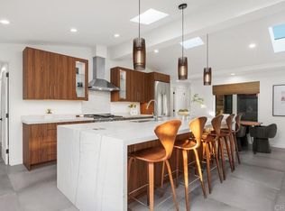 803 Saxony Rd, Encinitas, CA 92024