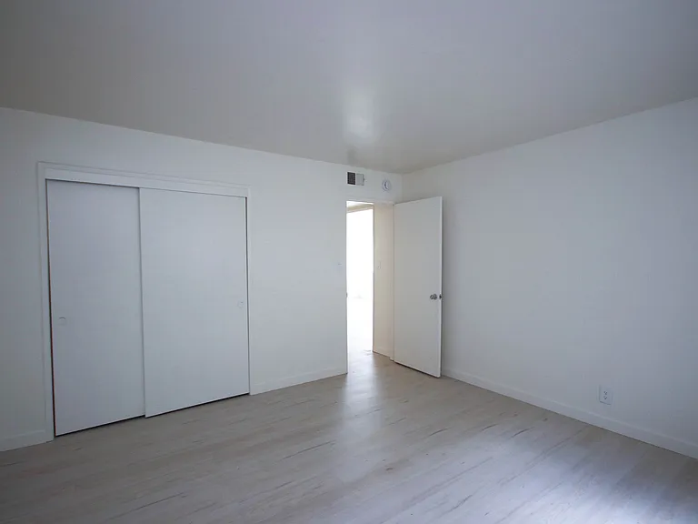 122 N Primrose Ave #A — Photo 16