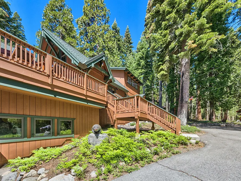 4540 Interlaken Rd — Photo 29