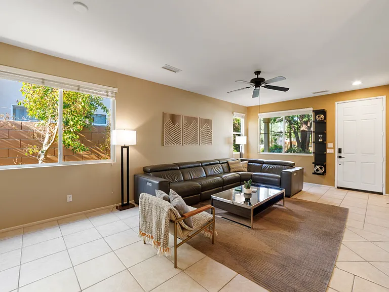 48737 Anastacia Ct — Photo 6