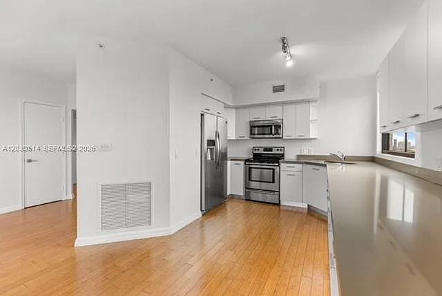 1330 West Ave #2207 — Photo 5