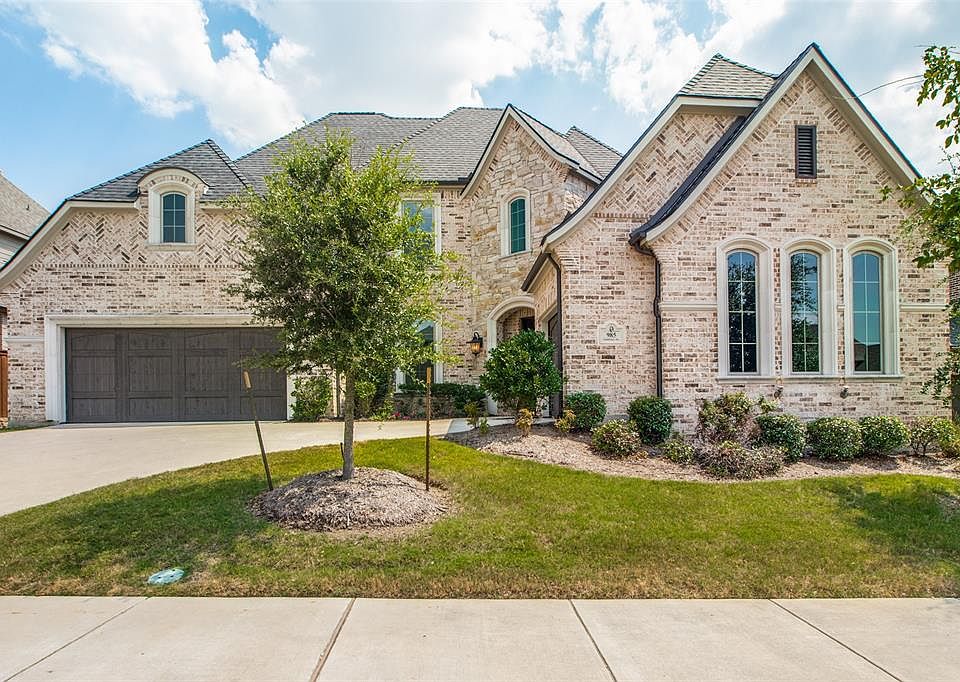 1st image of 985 Palmflower Ave