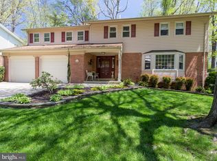 6011 Nassau Dr, Springfield, VA 22152