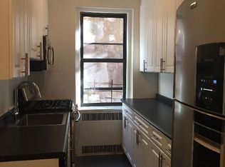560 W 218th St APT 1F, New York, NY 10034