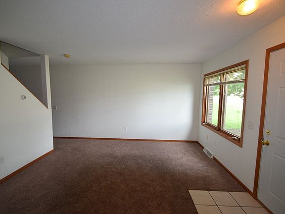 5th image of 551 N Westmount Dr #11060512