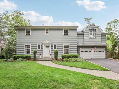 730 W Saddle River Rd, Ho Ho Kus, NJ, 07423