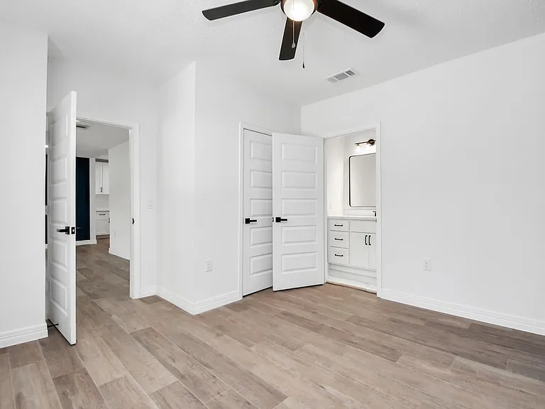 2812 Truxillo St #C — Photo 11