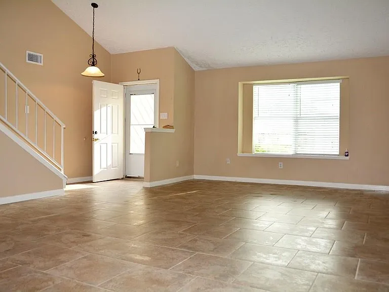 3703 Embarcadero Dr — Photo 5